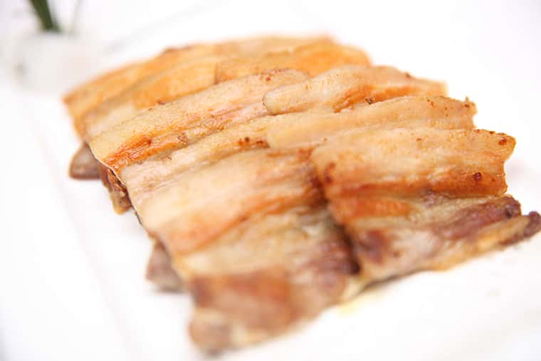 肉类—香煎黑猪肉(图1)