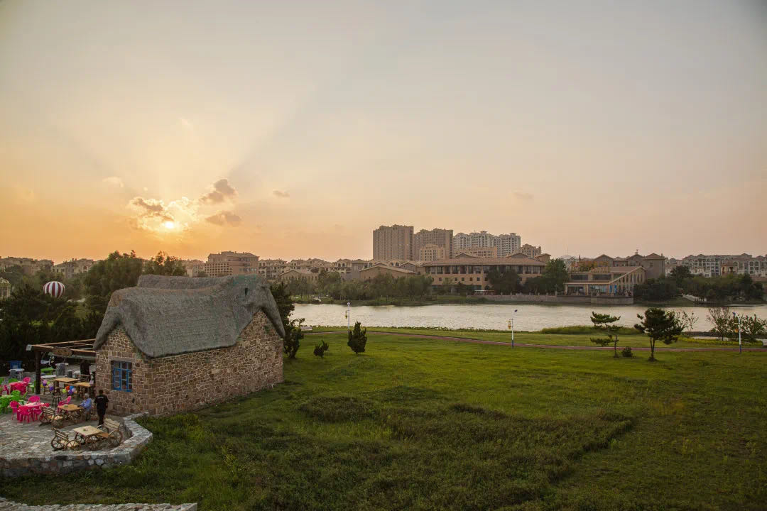 沙滩篝火晚会(图2)